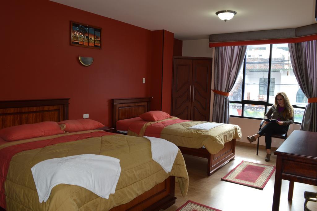 Club Ejecutivo Hotel 巴尼奥斯 客房 照片
